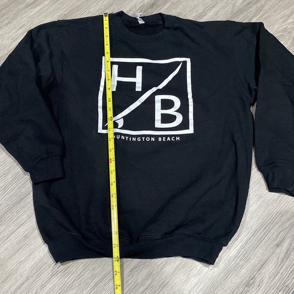 Huntington Beach sweatshirt - Picture 2 of 3